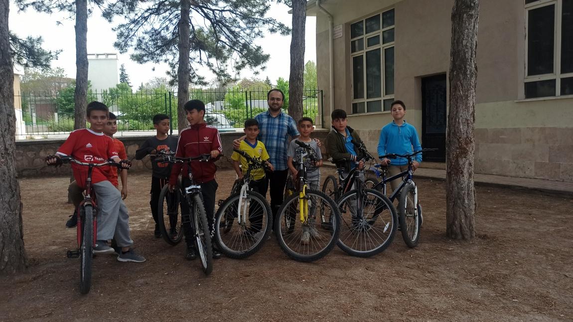 Öğrencilerle Birlikte Bisiklet Turları Düzenledik
