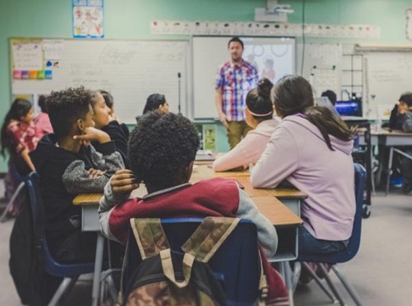 Sağlıklı Okul Ortamlarında Göz Ardı Ettiğimiz Bir Unsur: Öğretmen Refahı